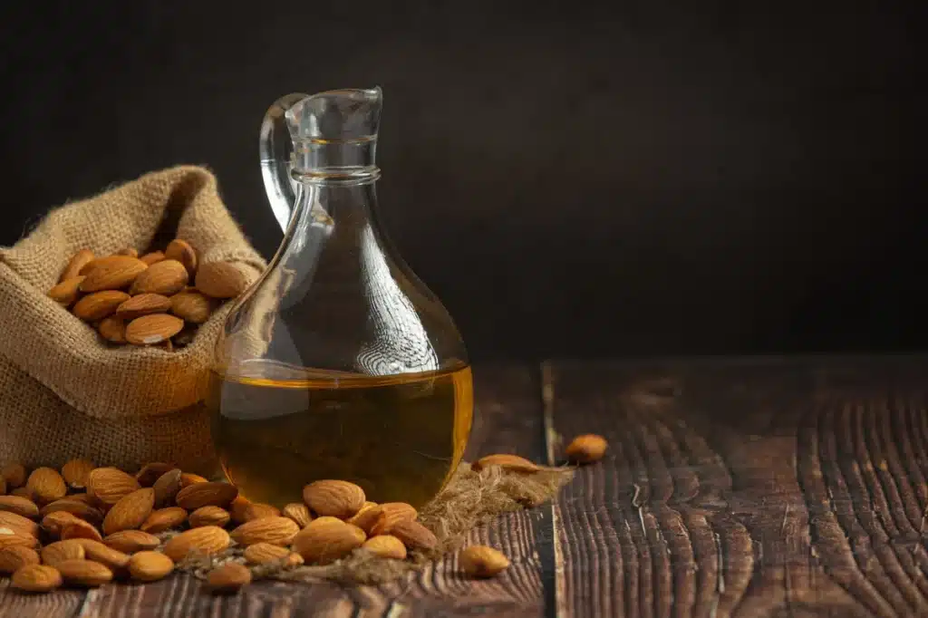 Olio di mandorle dolci per idratare la pelle molto secca